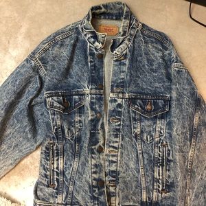 Vintage Acid Washed Levi’s Jean Jacket
